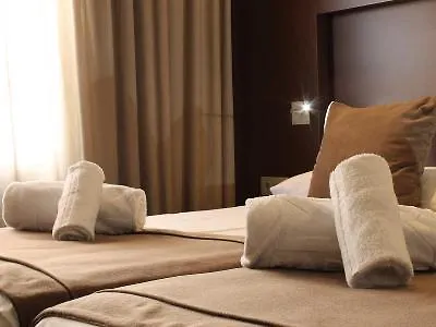Hotel Madanis Liceo L'Hospitalet de Llobregat 3*,  Spain