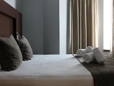 Hotel Madanis Liceo L'Hospitalet de Llobregat
